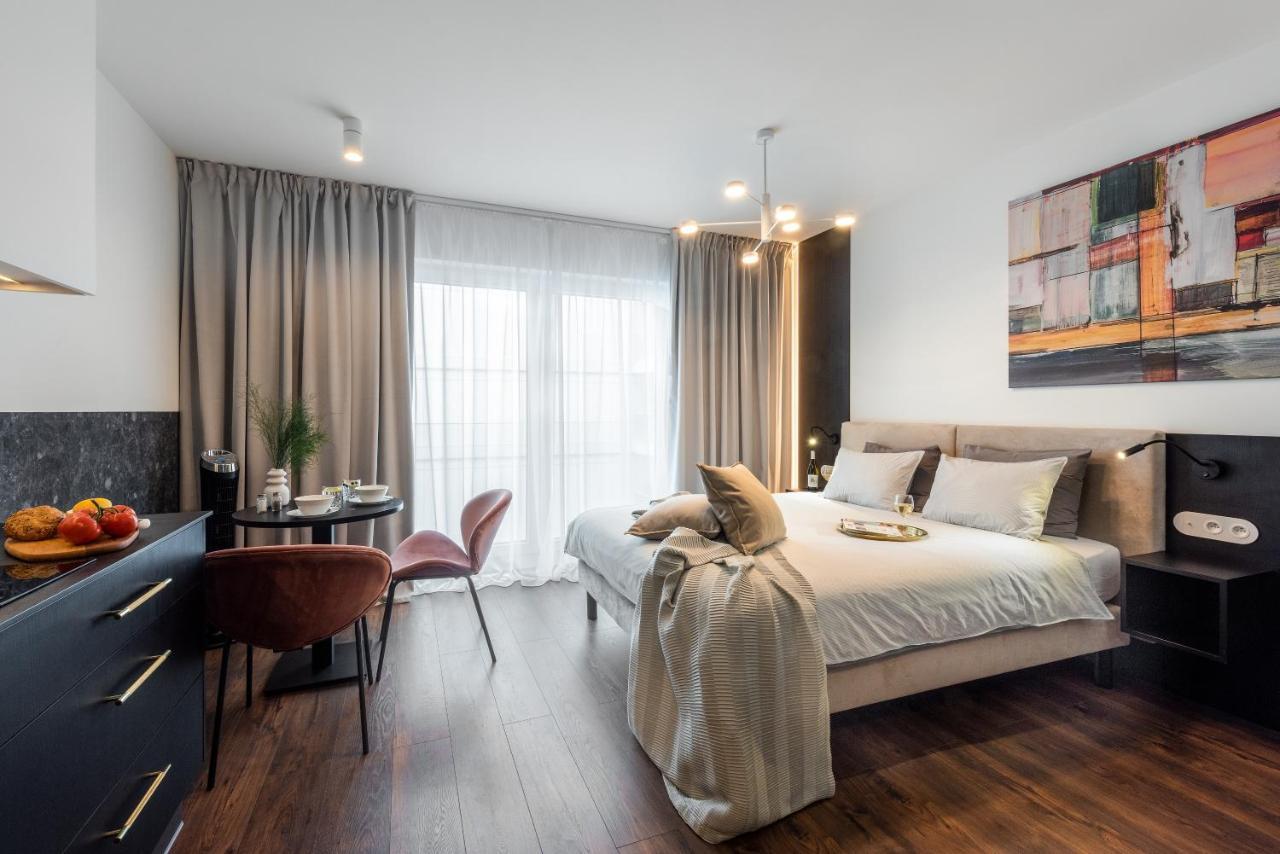 Apartamenty-Wroc Ksiecia Witolda By The River ヴロツワフ エクステリア 写真