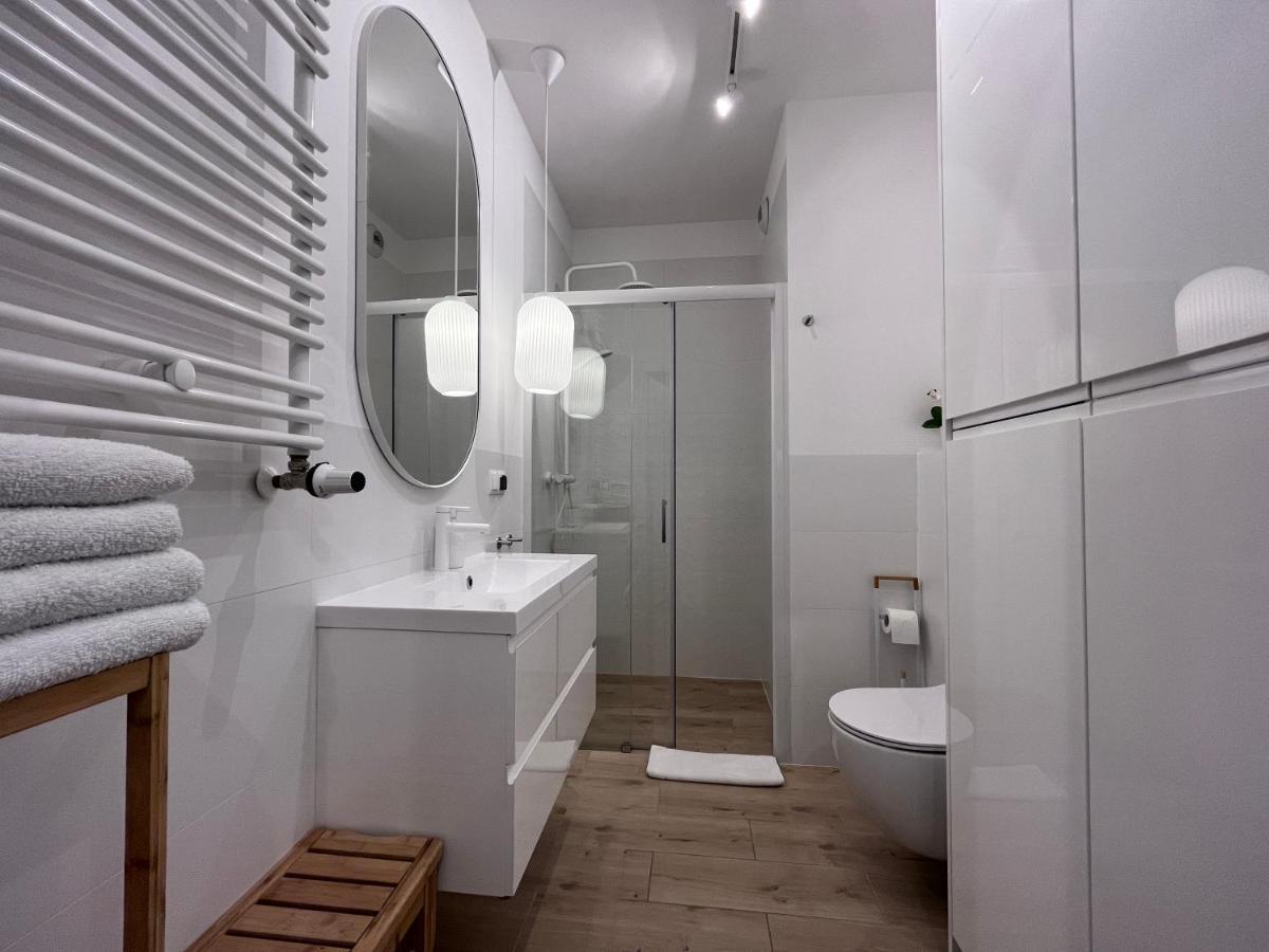 Apartamenty-Wroc Ksiecia Witolda By The River ヴロツワフ エクステリア 写真